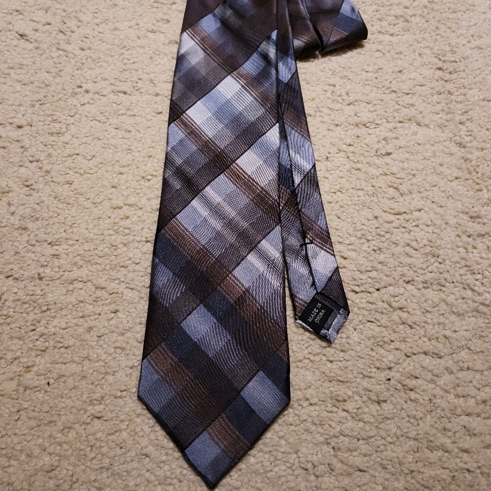 Calvin Klein thin silk tie